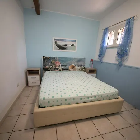 Casa de Férias Simona Giardino & Mare Sant'Andrea (Sardinia)