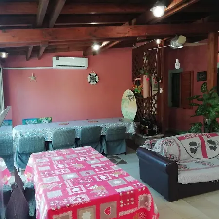 Simona Giardino & Mare Holiday home