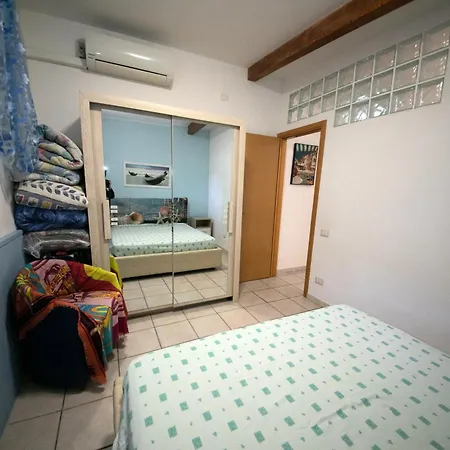 Simona Giardino & Mare Holiday home